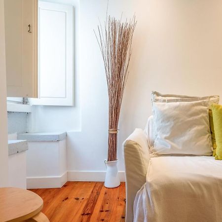 Guestready - Homely Base Near Castle Лиссабон Экстерьер фото
