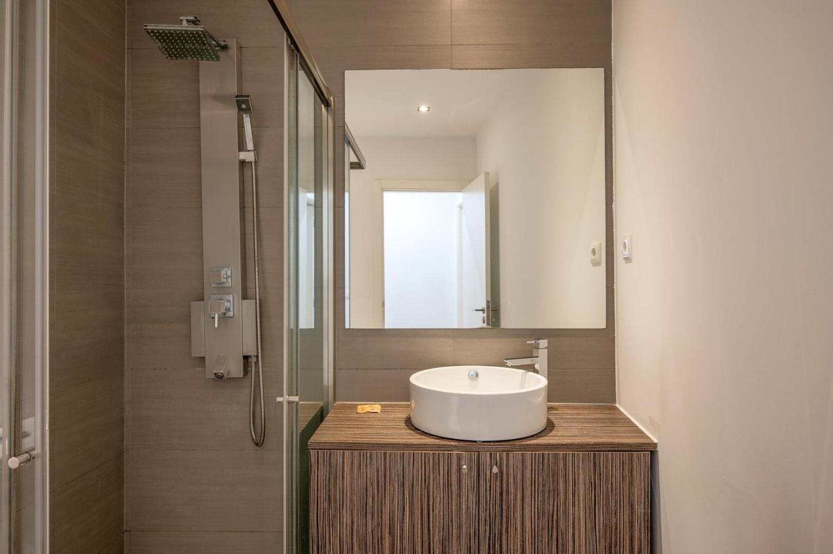 Guestready - Homely Base Near Castle Лиссабон Экстерьер фото